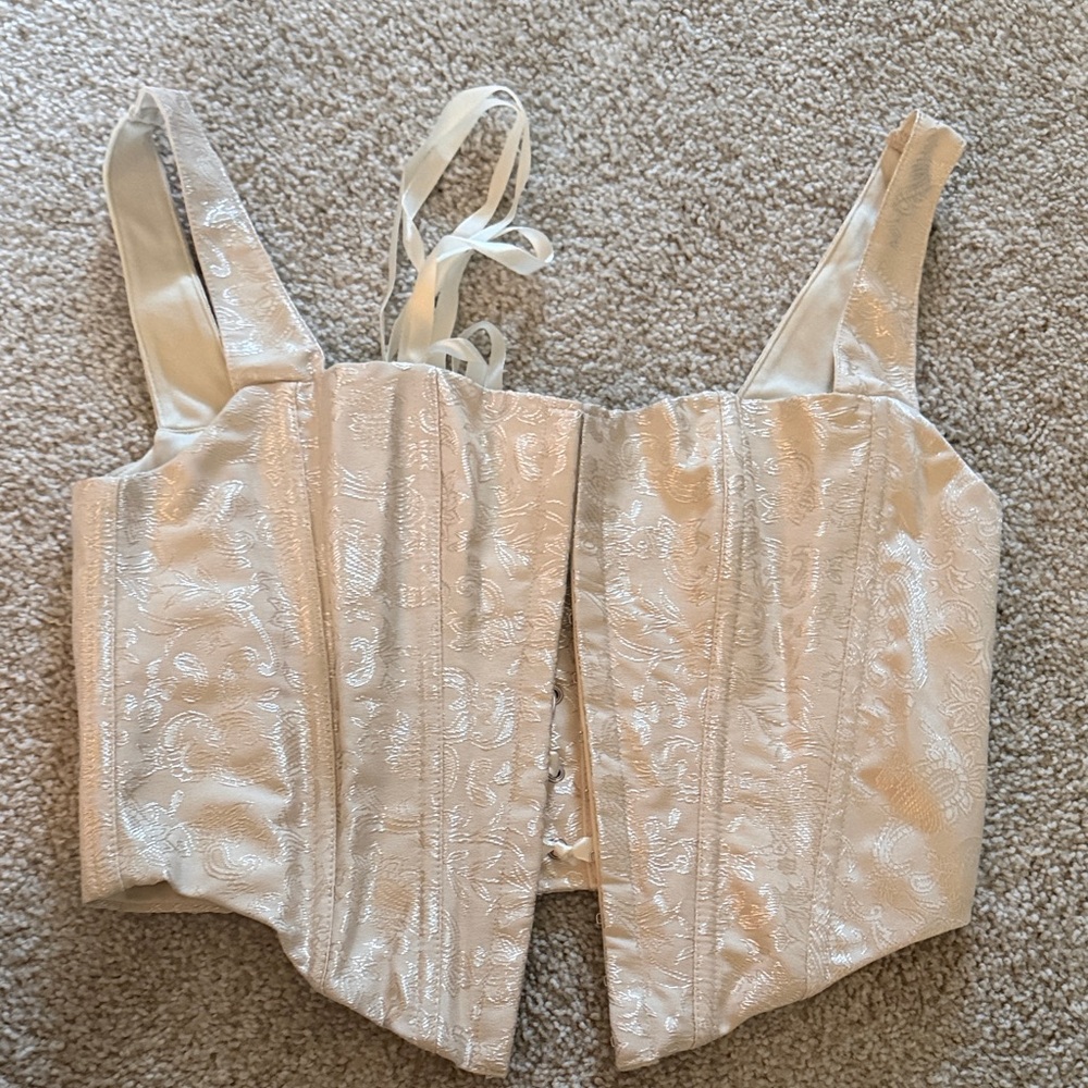 Elegant Cream Brocade Women's Top
